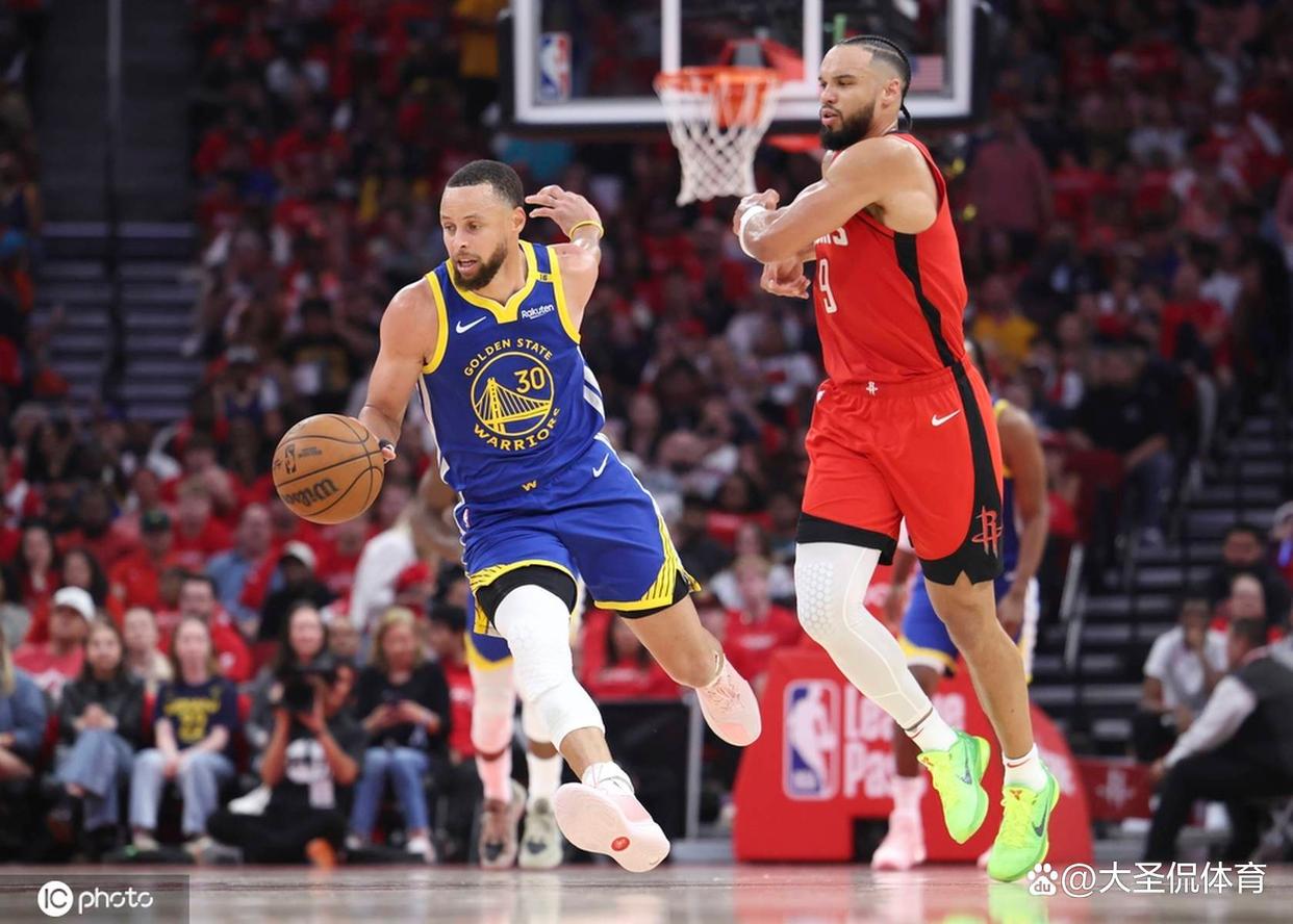 关于黄蜂强势勇士，库里三分雨点燃全场的信息