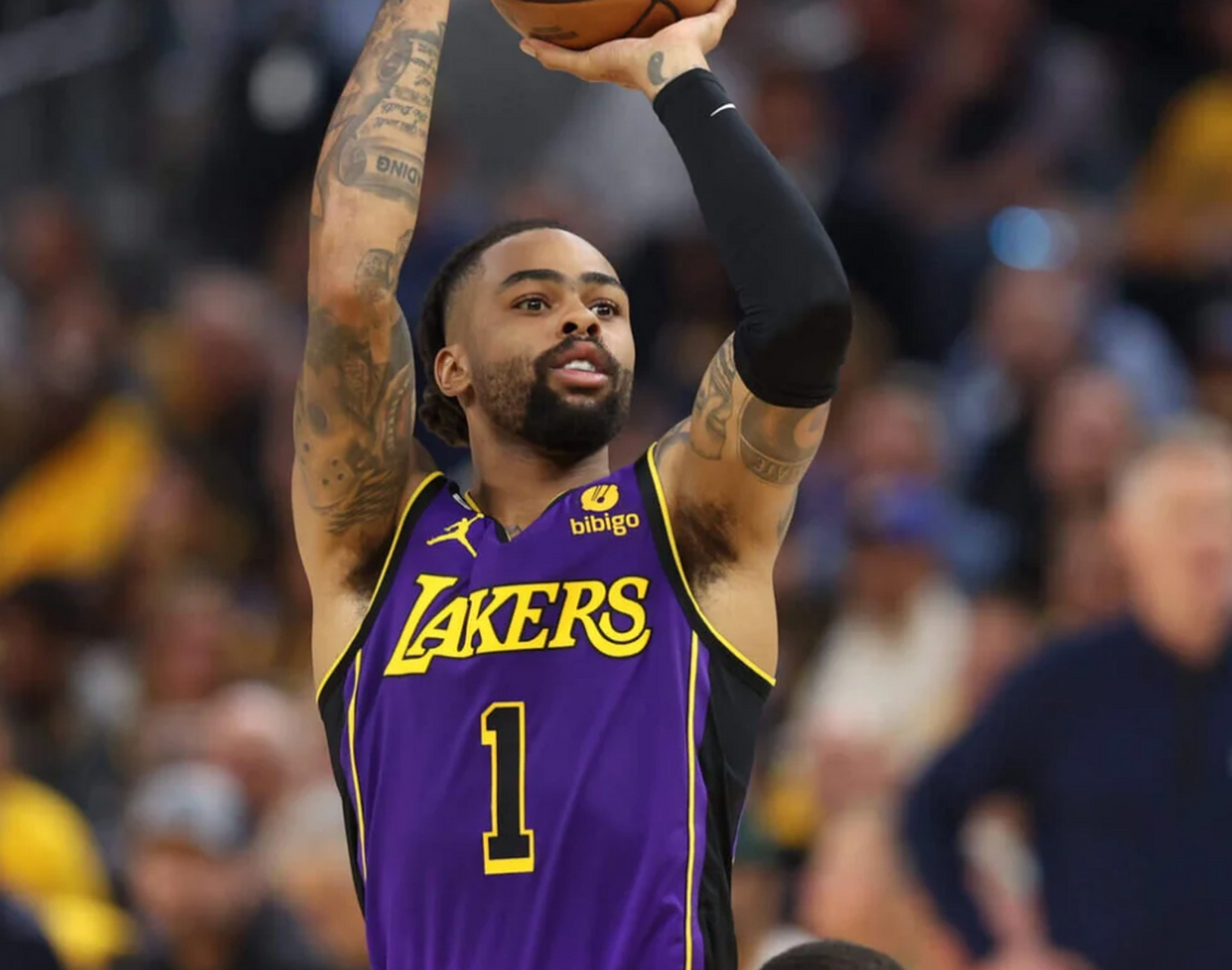 关于红牛二队险胜威廉姆斯，拉塞尔状态火热的信息