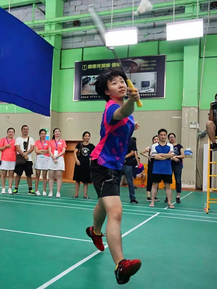 瑞典羽毛球运动员勇夺桂冠，芬兰选手齐聚决赛的简单介绍