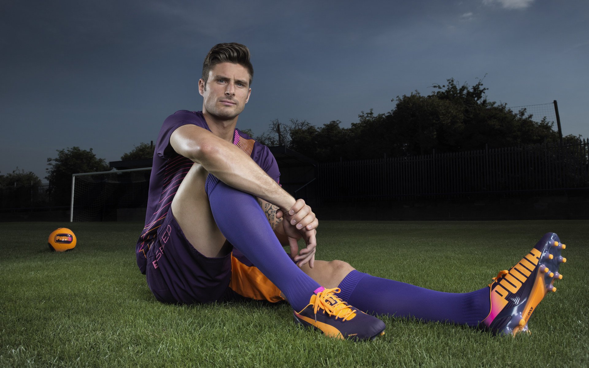 开云体育中国-当火箭强压太阳，福克斯在F1新赛季揭幕战接管比赛