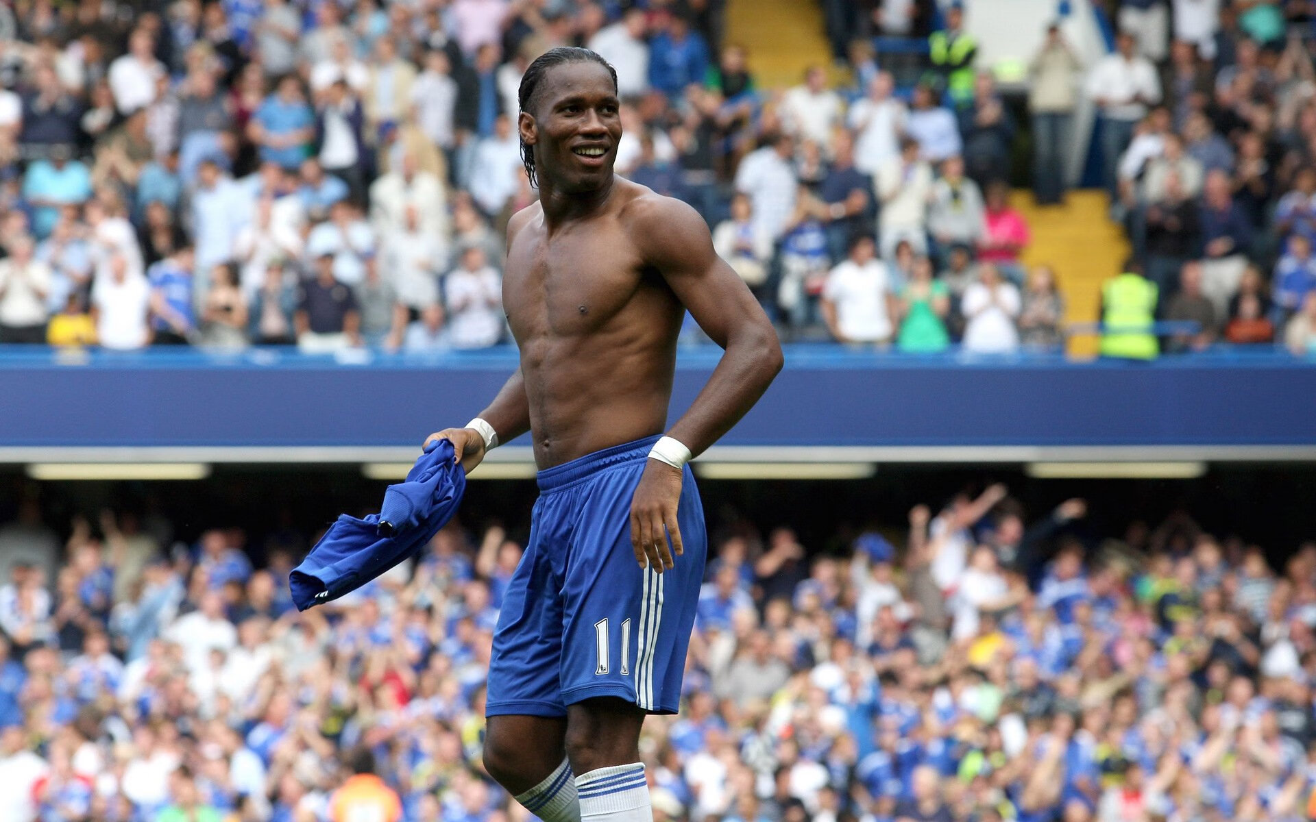 东方破晓，日本队抢七鏖战力克那不勒斯，改写亚洲足球历史